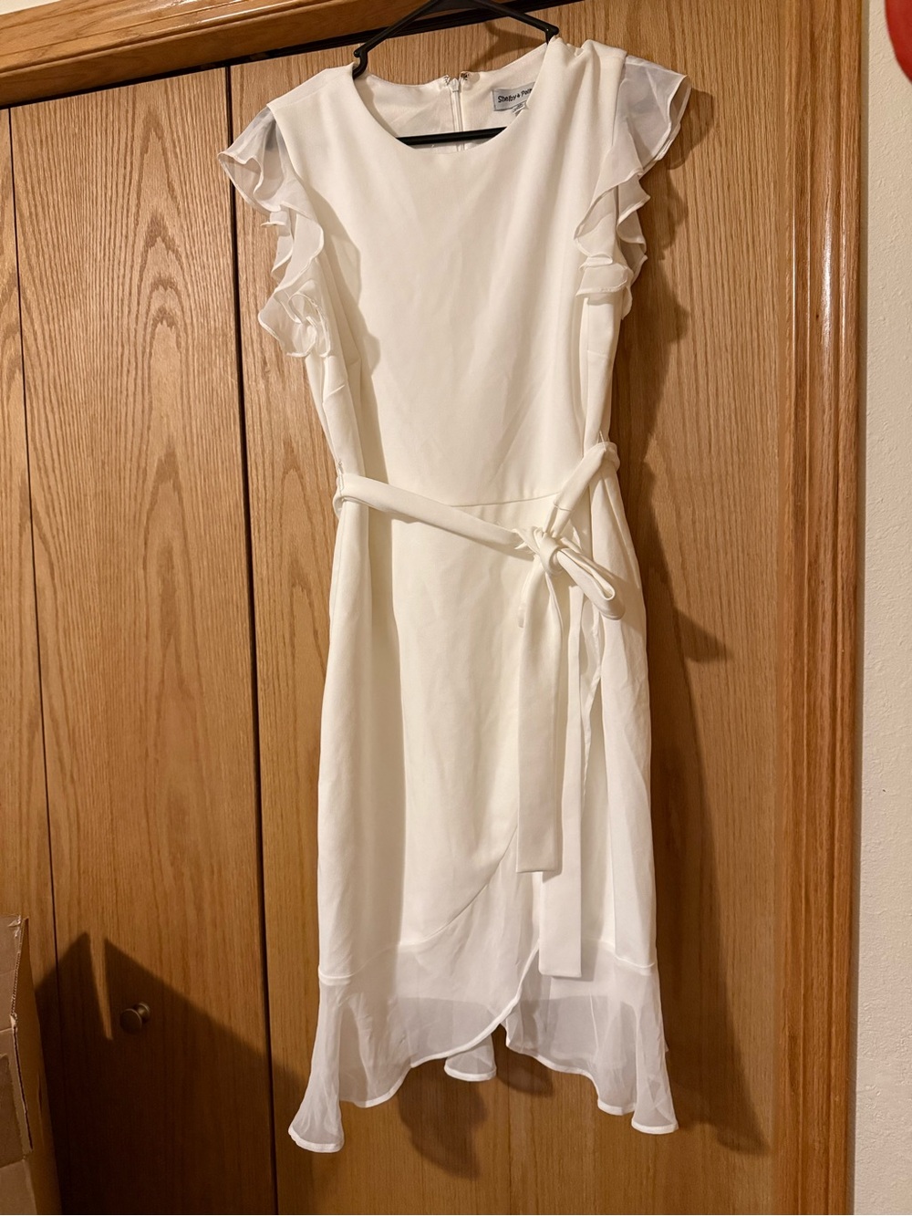 Shelby & Palmer Ivory White Ruffle Sleeve Dress